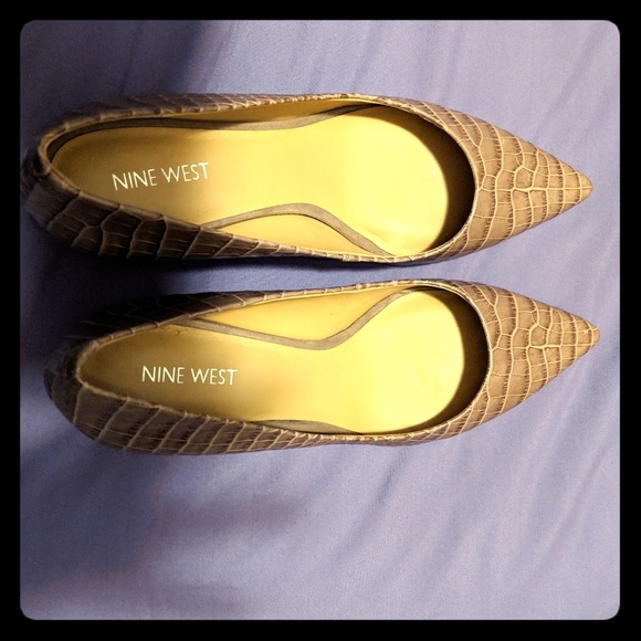 fake alligator shoes